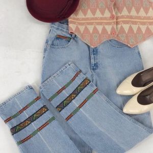 🌹SALE🌹 Vintage 90s Aztec lightwash Jeans